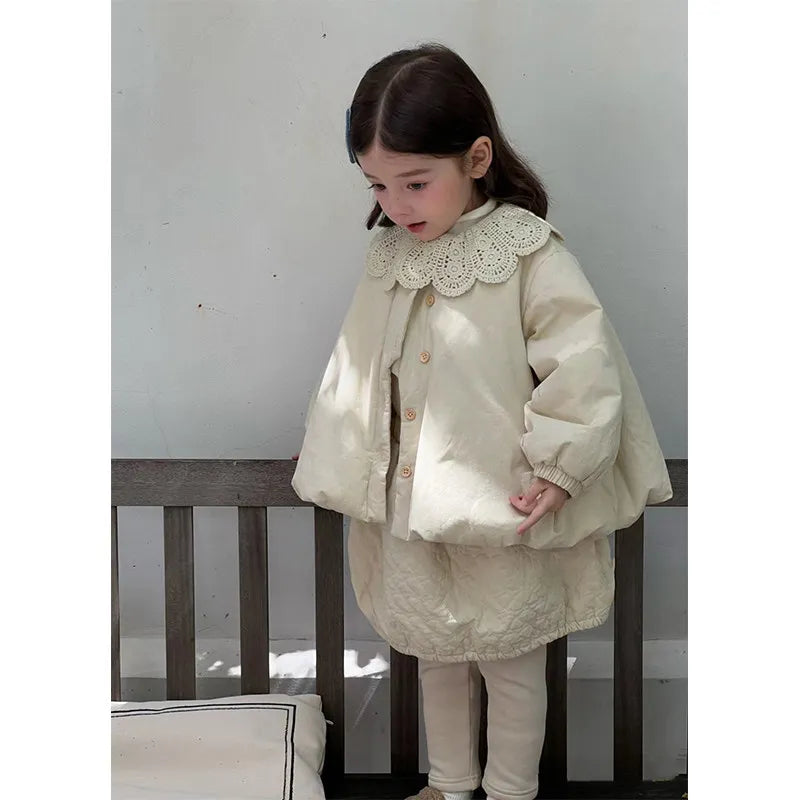 Girls Light Padded Coat 2026 New Fall Winter Korean Style Baby Quilted Beige Jacket Solid Color Elegant Autumn Style