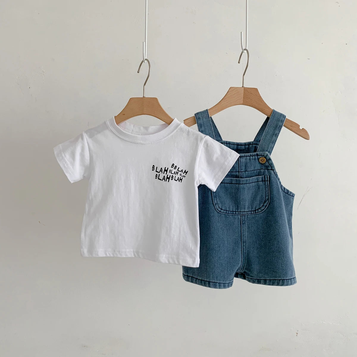Baby Clothes for Girls Boys T Shirt with Denim Jumpsuit Newborn Clothes Set 2pcs