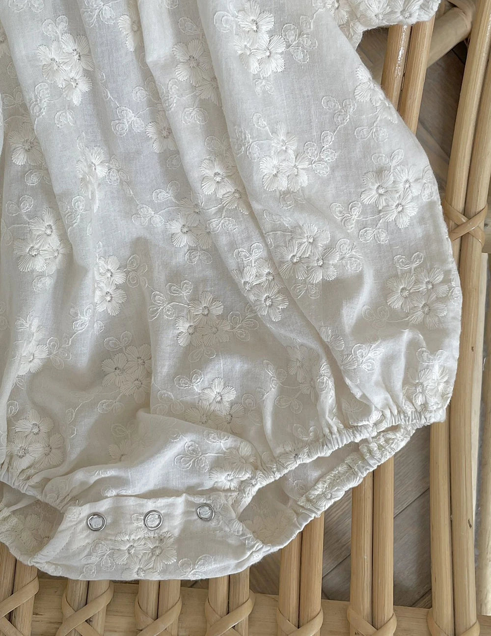 Baby Clothes Sweet Princess Baby Girl Romper Toddler Lace Embroidery Short Sleeve Beige Cotton Bodysuit for Newborn Rompers